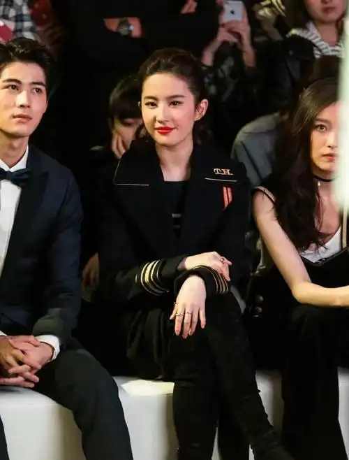 美女图集刘亦菲杨颖李一桐林允儿吴宣仪娜扎