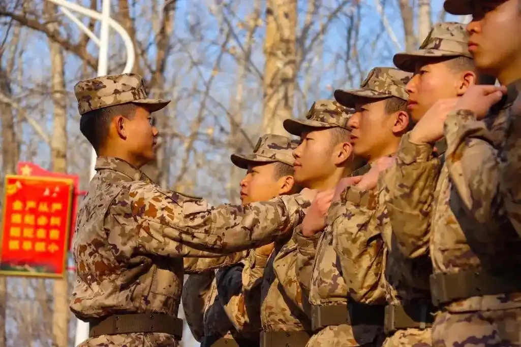 意义#不赞网红不赞星只赞人民子弟兵 #让军人成为全社会尊崇的 - 抖音
