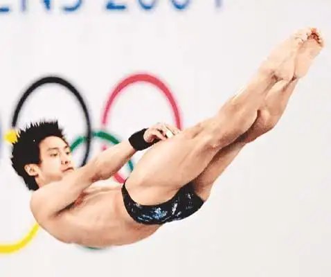 他是跳水田亮,容貌清秀,身材好,巅峰时期却被国家队开除!