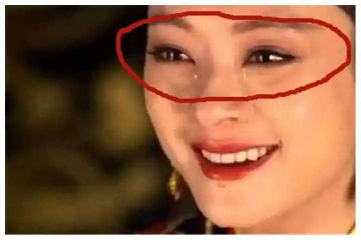 哭戏的最高境界"笑着哭",陈乔恩赵丽颖不算啥,周冬雨不愧影后