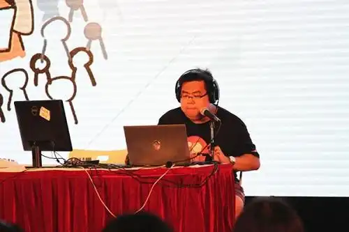 电台主播当众录节目喜马拉雅fm掉掉与粉丝零距离互动