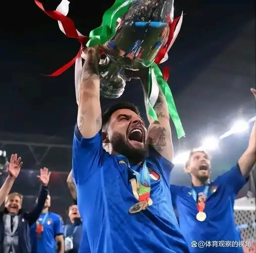 两年前的7月11日,意大利击败英格兰夺得欧洲杯冠军,这也是该队时隔53