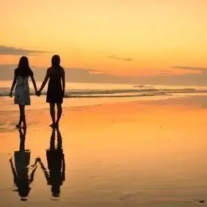 情侣双人头像背影两个人的情侣头像背影