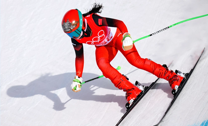 冬奥会女子滑降中国选手首次参赛孔凡影获第31名