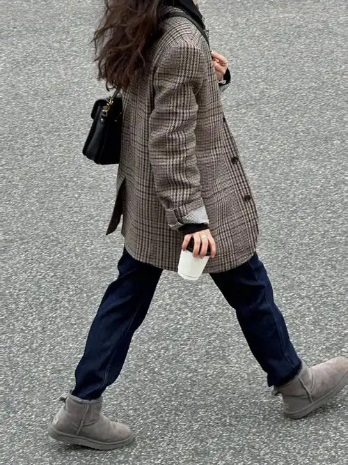 初冬经典的格子西装谁不爱呢