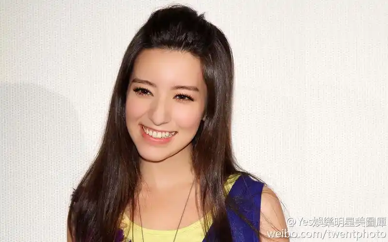 到现在才来,不好意思啦~今天的主人公是前#南拳妈妈#主唱#梁心颐lara