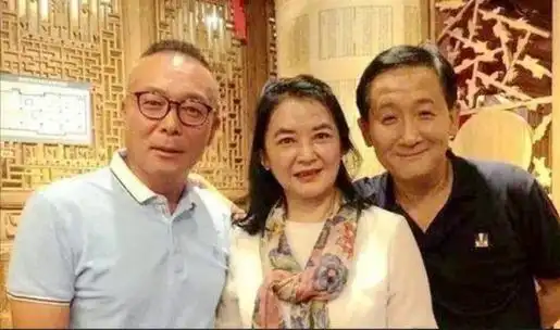 回顾无儿无女的谢园去世2年后遗孀邱悦的选择令人泪目