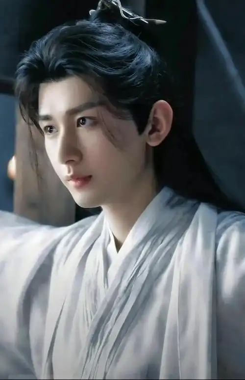 莲花楼 #成毅古装照 #这谁顶得住啊 从来没追过星,莲花楼 - 抖音