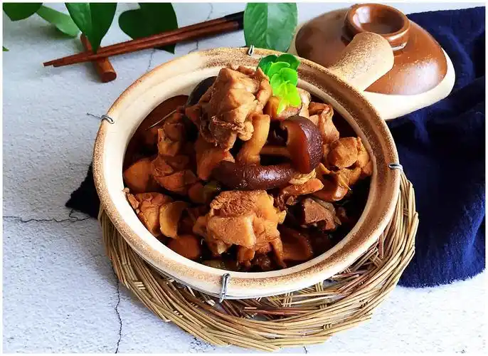 香菇炖鸡健康美味好吃不贵