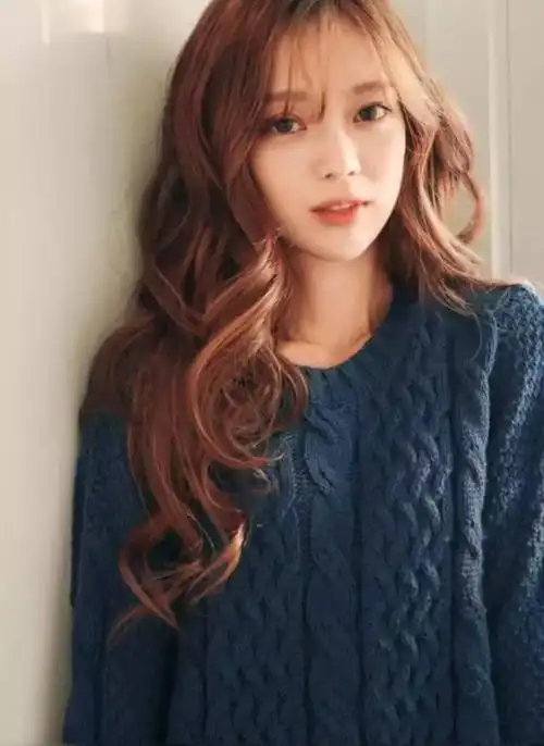 什么发型自然卷适合什么发型2020短发最美烫发各种脸型适合发型设计