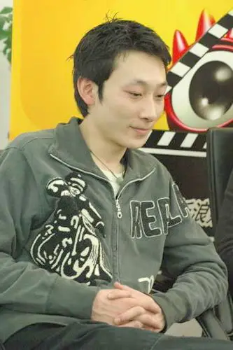 图文:话剧《爱有九条命》主创-张志鹏沉思