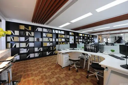 长沙万达总部国际写字楼示范样板间---颜毅室内设计事务所 - 办公空间