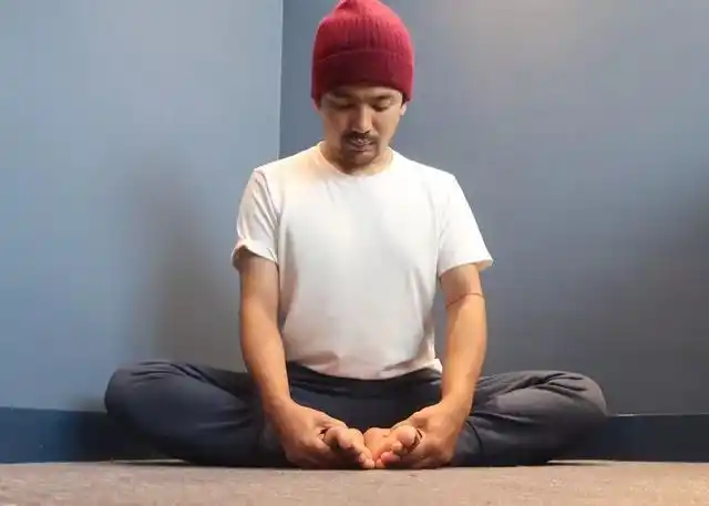 打坐双盘的正确方式是什么?