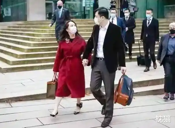 孟晚舟的坎坷情史:2段婚姻4个孩子,前夫成谜,现任丈夫很优秀