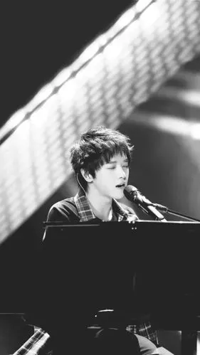 华晨宇-花花壁纸头像