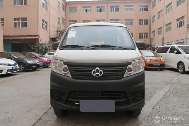 长安之星3 银色 可零首付可按揭利息1.5厘起