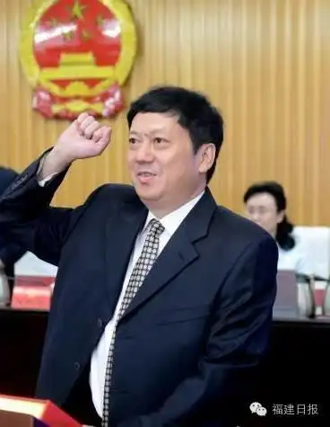 详情如下:    尤猛军任福州副市长,代市长       尤猛军向宪法