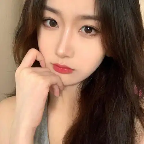 2020最火qq女生头像