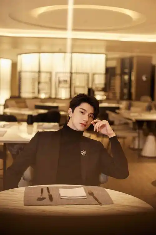 林一|剧中学霸人设不倒 剧外待爆之风正盛