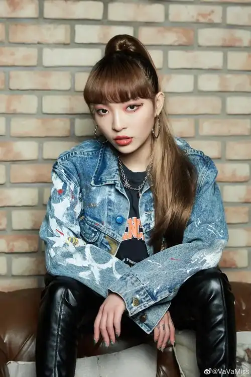 中国大陆女rapper18岁为什么如今vava说自己是中国第一女rapper