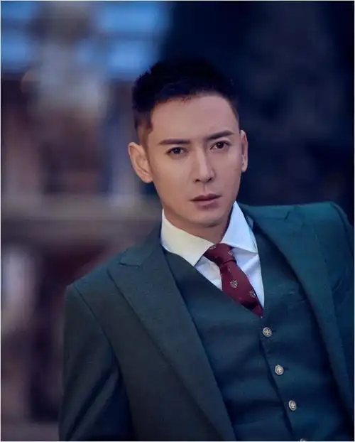 演员韩栋我这辈子做过最正确的决定就是将经纪人娶回家