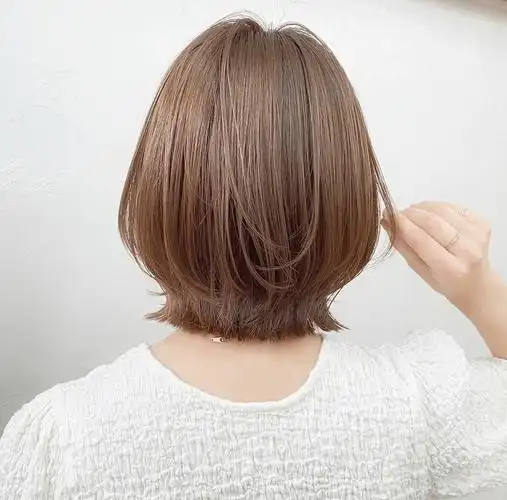 "短发外翻翘"_中国_发型_形象