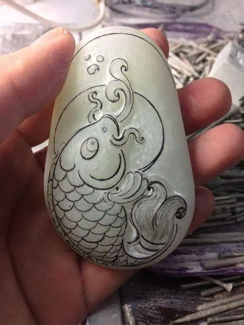 玉雕!如鱼得水,直播雕刻过程!