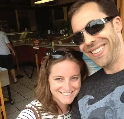 美国男子股票交易获利176万刀妻子却怒而离婚男子入狱