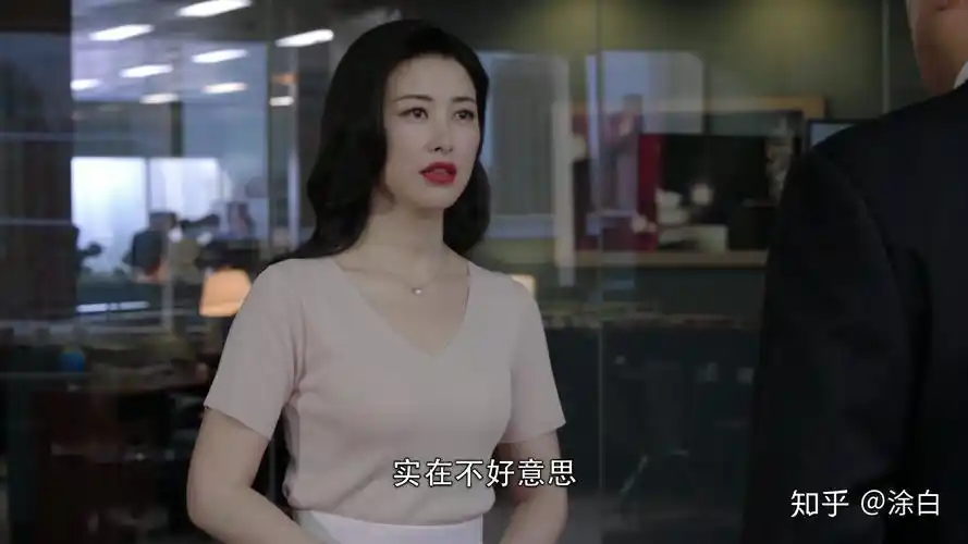 你喜欢精英律师里面的栗娜吗