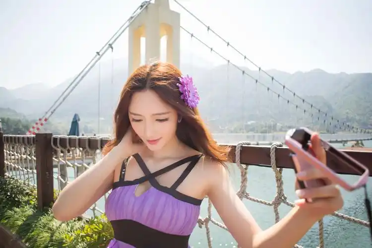 宅男女神气质性感图片桌面壁纸