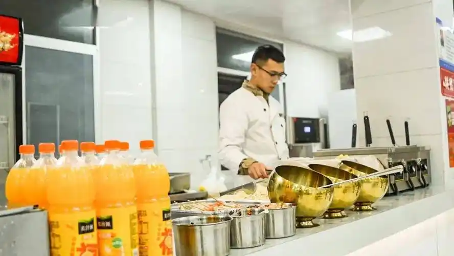 生日_食堂_小广播