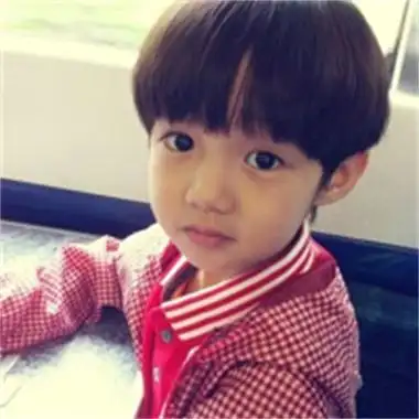 男生头像可爱呆萌真人小孩个性小男孩高清最新头像图片