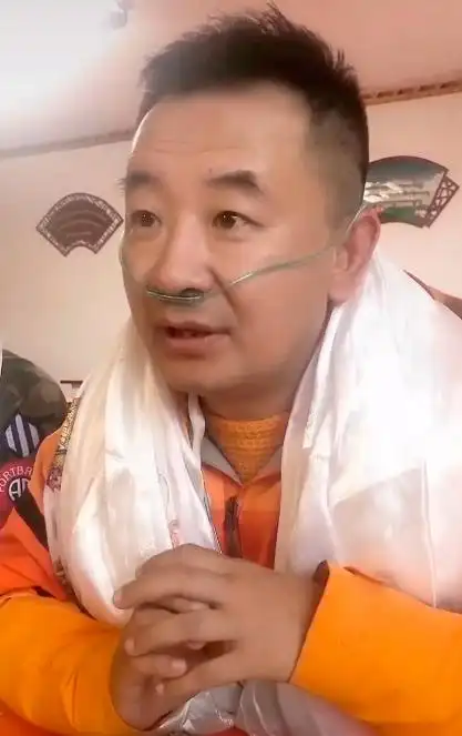 原创44岁黄海波身材发福丑闻过去7年他彻底放弃演戏转当老师