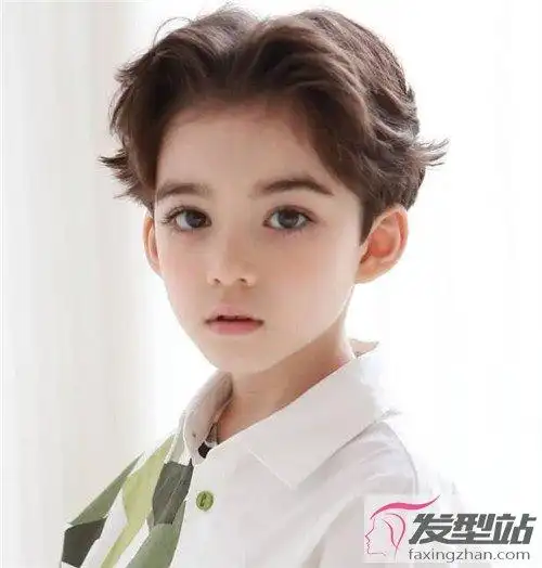 com/faxingdaquan/ target=_blank class=infotextkey>发型500_524