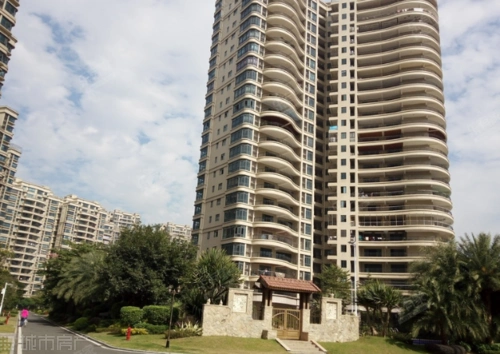 碧桂园天玺湾 85方 实用南向小三房 证满2年