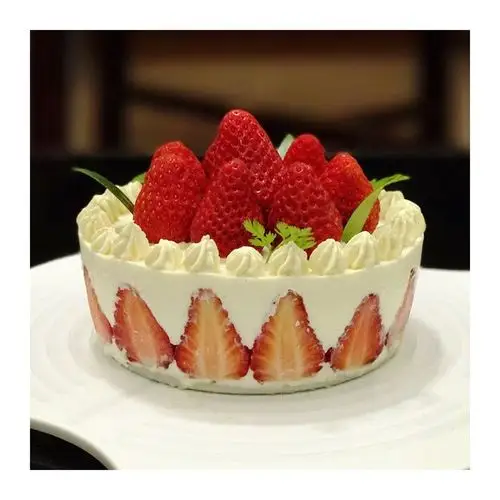 姑娘手笨做的超简单的草莓芝士蛋糕