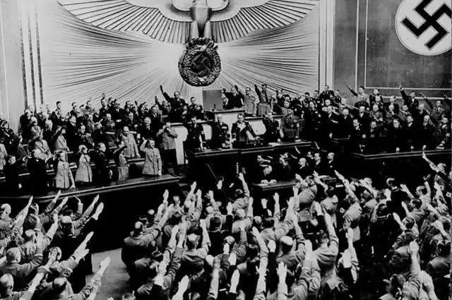 第二次世界大战[20世纪30-40年代由德意日法西斯发动的战争]_百科