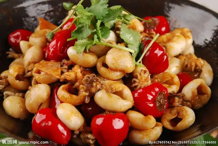 干锅墨鱼仔图片