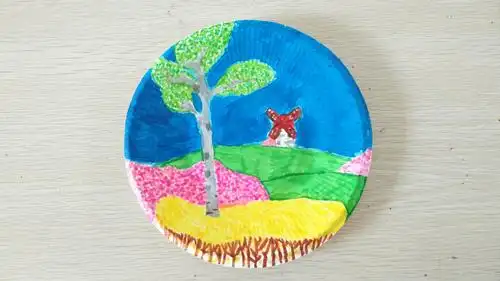 圆盘艺术--云天化中学小学部201601学生劳动作业