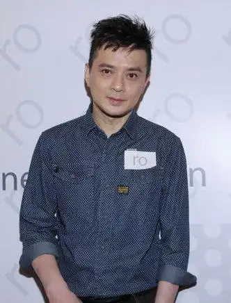 黄耀明怒斥林以诺反对同性恋言论称其荒谬