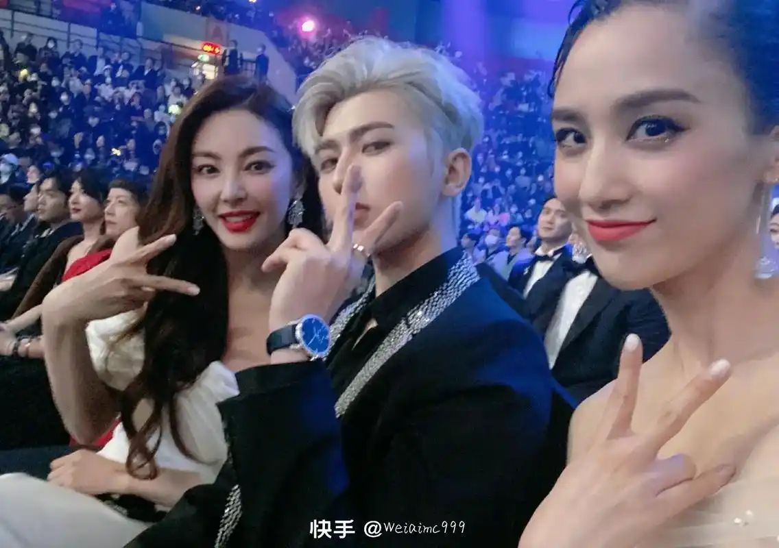 蔡徐坤那些年的神合照 #明星图片#宝藏男孩 #神仙颜值 #有 - 抖音