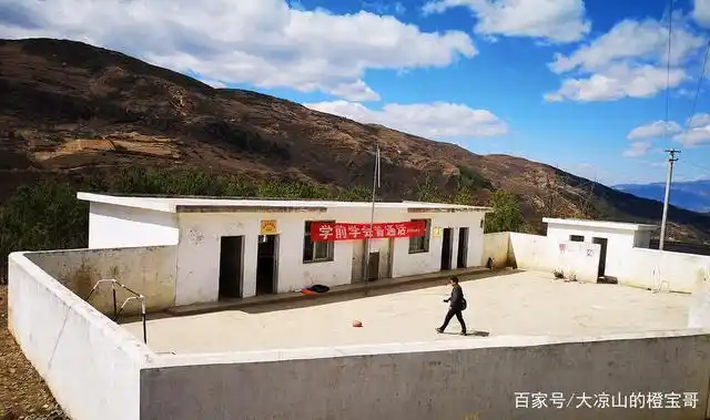 哪里需要建希望小学,山区建一所希望小学多少钱?