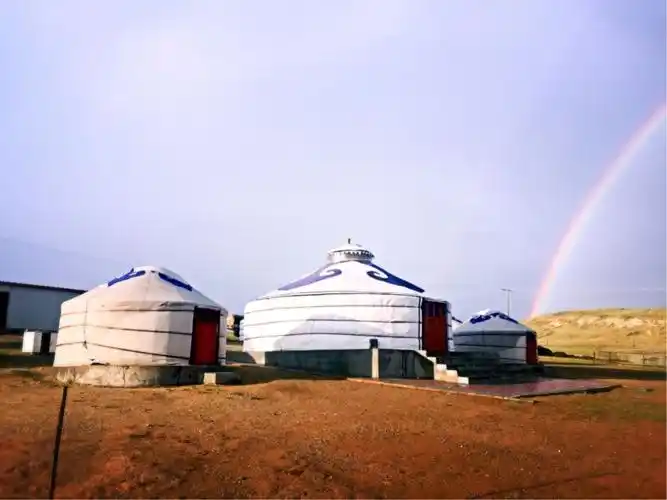 蓝色故乡 草原深处的蒙古营帐