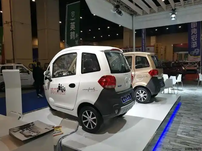 能众科技华丽亮相郑州电动车展