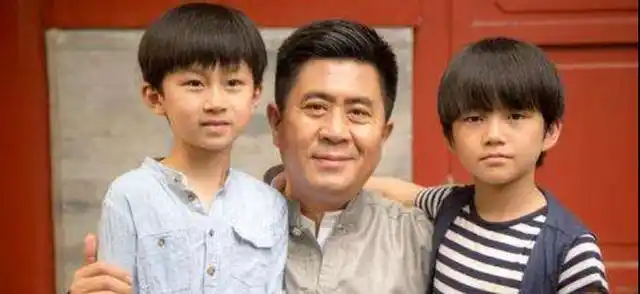 二婚娶尤勇前妻,一起走过30年,62岁郭凯敏:半路夫妻也幸福