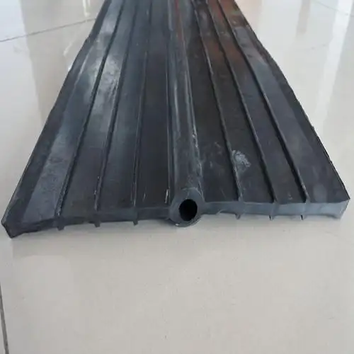 桥梁伸缩缝止水带安装方法-变形缝中埋式止水带