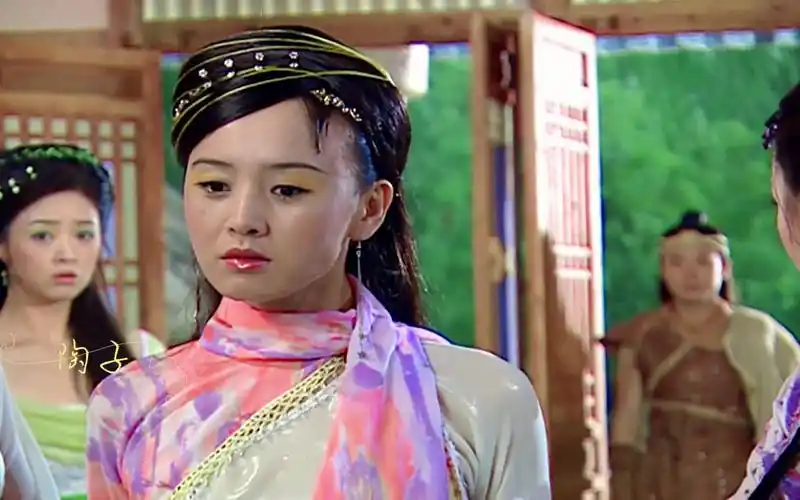 笑得很多,却也哭得最惨,黄儿三公主王晶欢七七仙女2005