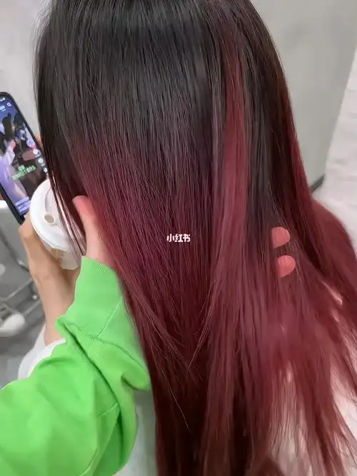 黑发长出来黄头发别着急染黑这样染