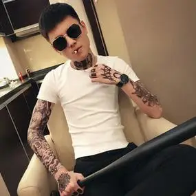 夏季男士社会精神小伙短袖t恤体桖黑白体恤纯色紧身衣打底衫半袖