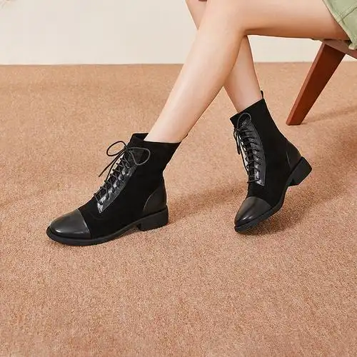 骆驼女鞋秋冬款正品牌子黑色灰色加绒方跟低跟马丁短靴弹力女靴子